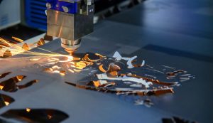 دستگاه سی ان سی فلز، تبدیل فلزات به شاهکار هنری